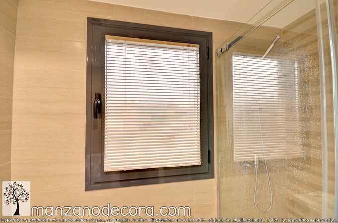 venecianas para decorar las puertas y ventanas de tu casa Blog - Cortinas Manzanodecora