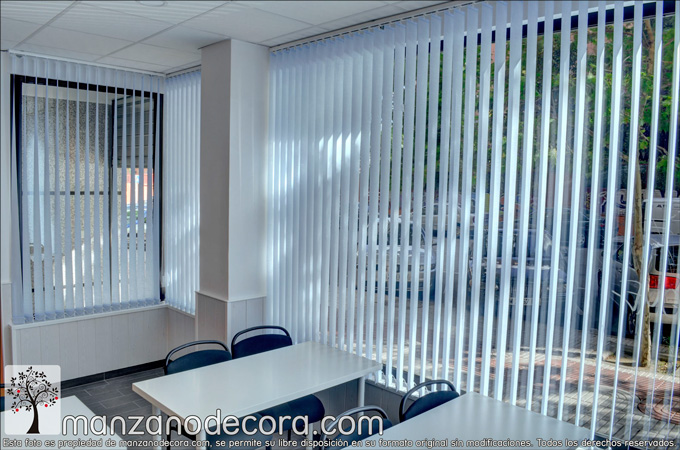 Instalación de cortinas verticales en Alcorcón