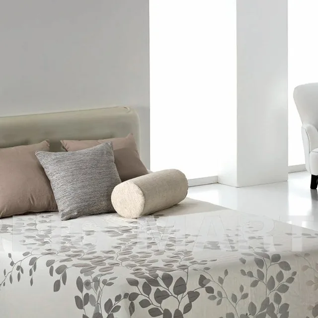 Reversible Geisha: ramas y hojas en gris sobre blanco